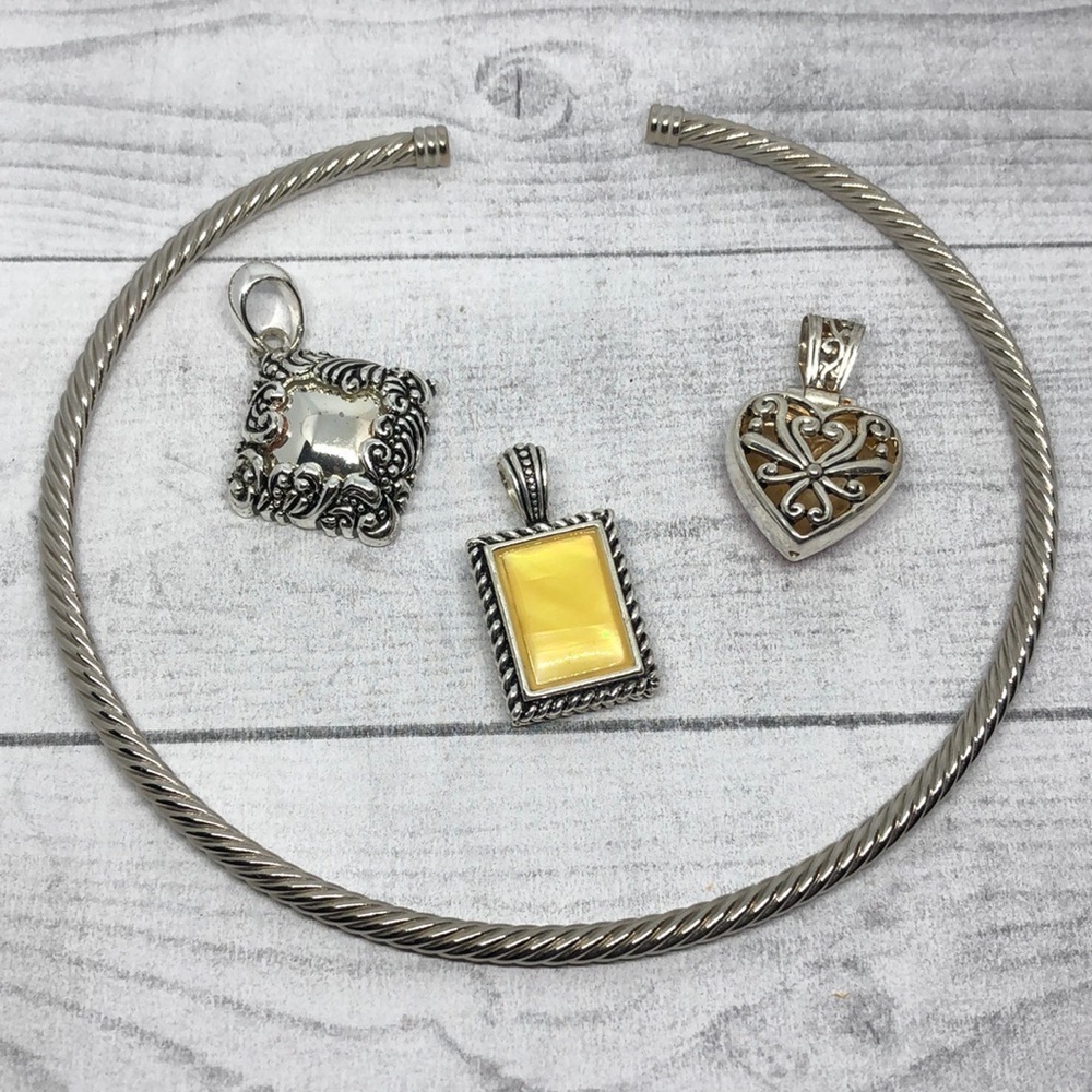 Curated bundle designer style rope collar/cuff necklace with 3 pendants